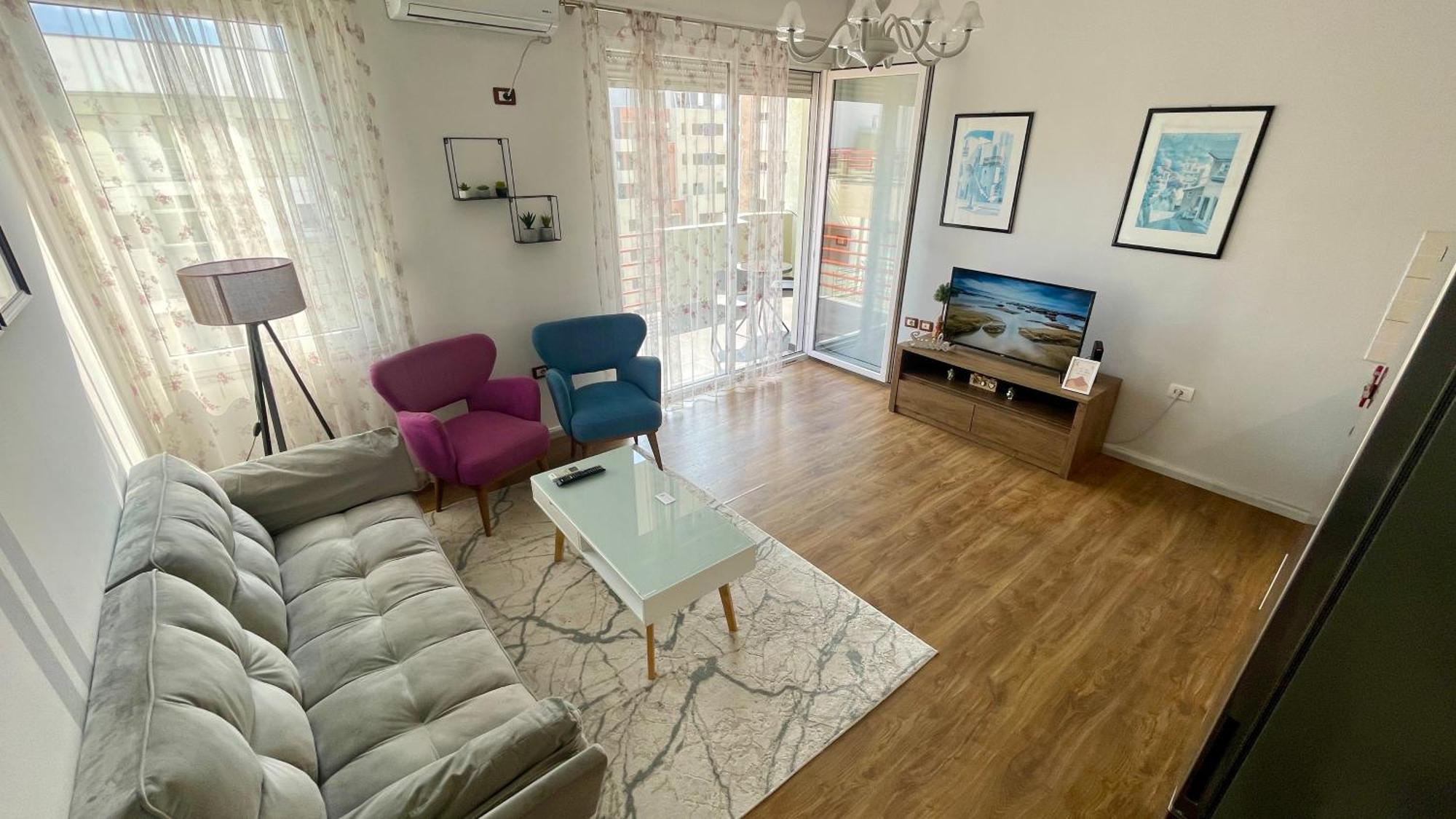 21° Bs Pazari City Center Comfort Tirana Exterior foto